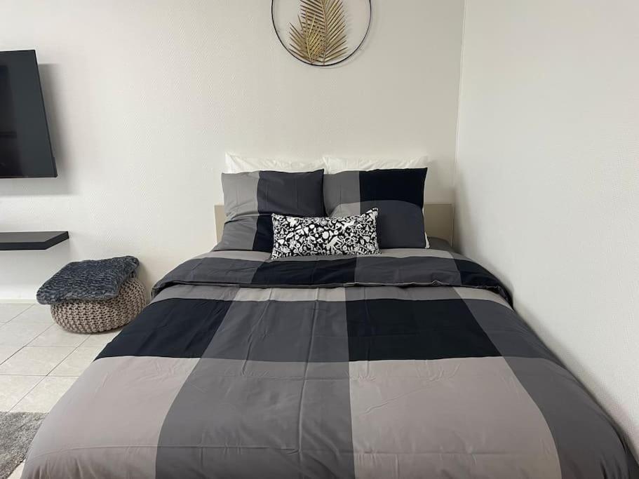 Appartement Cosy Proche Paris Le Bourget Exteriör bild