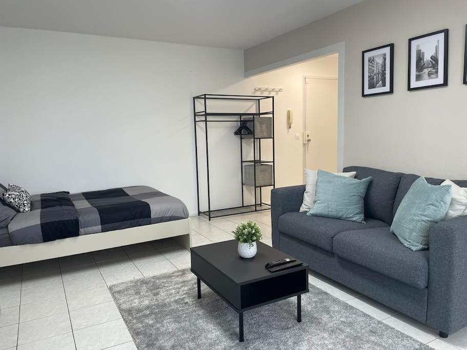 Appartement Cosy Proche Paris Le Bourget Exteriör bild